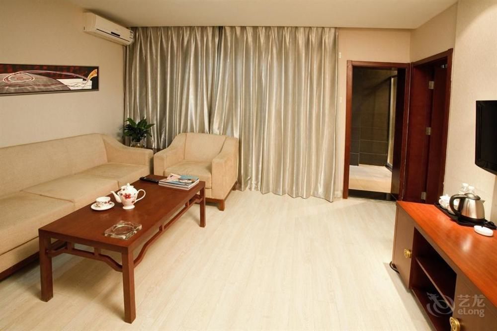 Saga Hotel